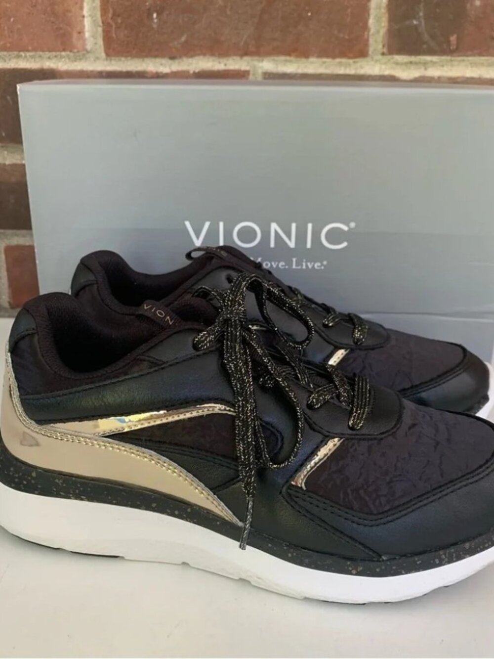 Vionic Womens Adela Met black - Shoes Sneakers - 12